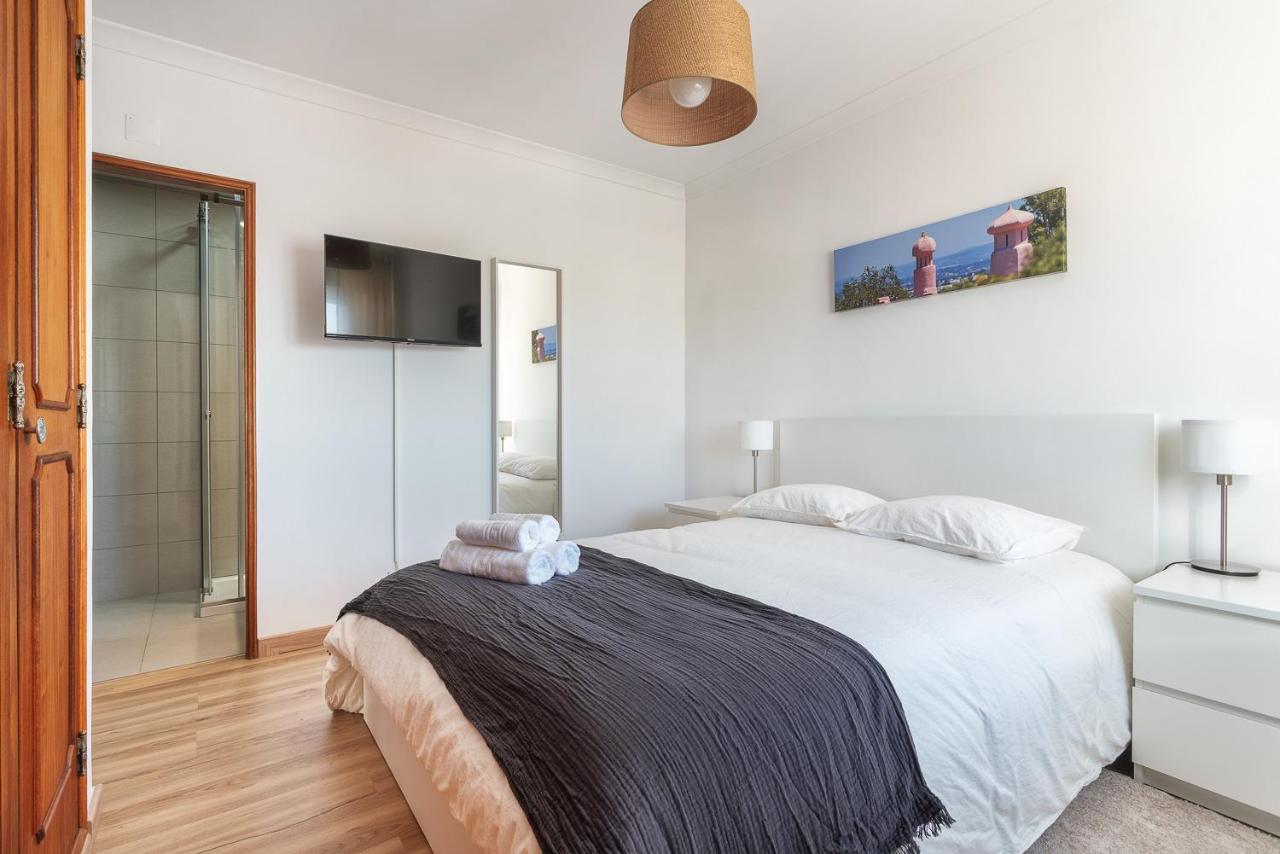 Hostwise - Spacious & Sunny Flat - Loulé Esterno foto