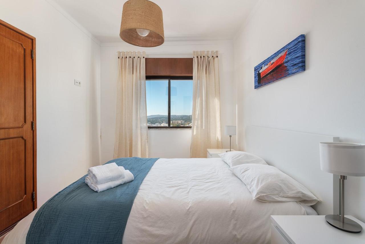 Hostwise - Spacious & Sunny Flat - Loulé Esterno foto